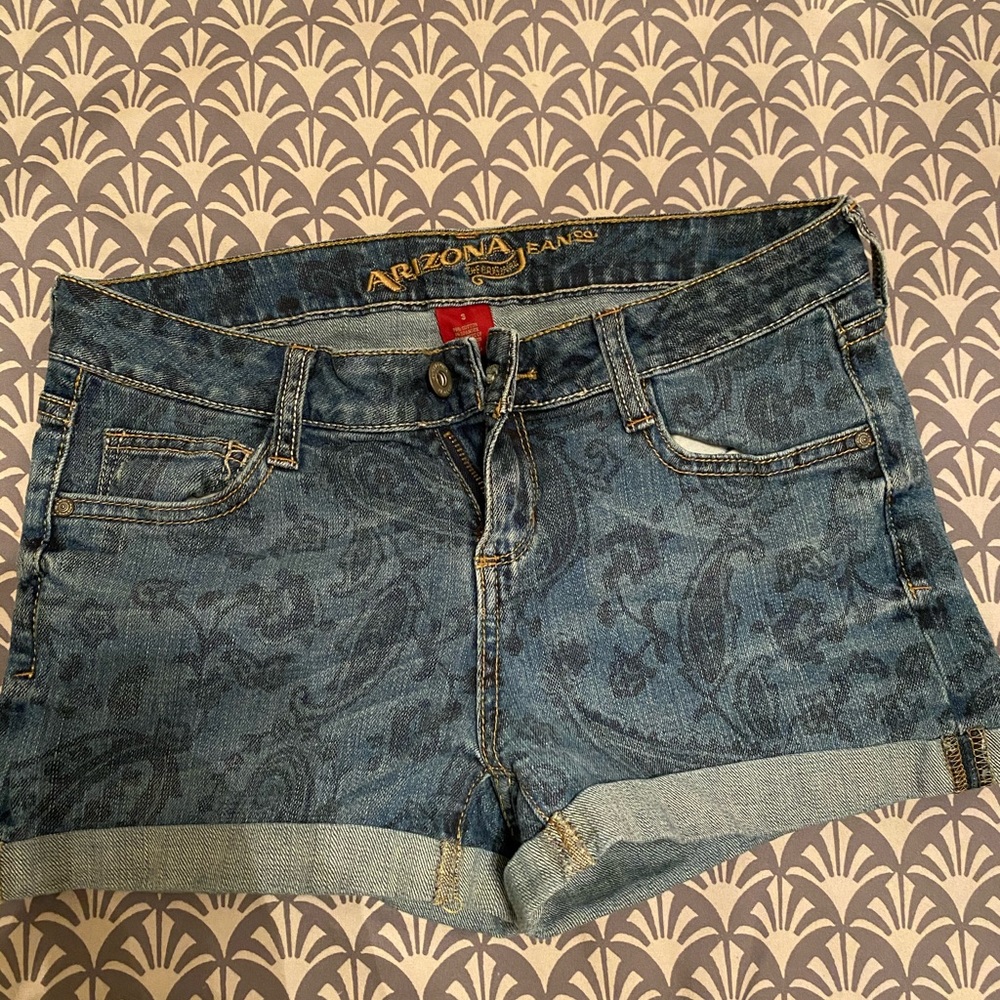 Floral Print Jean Shorts. Size S.